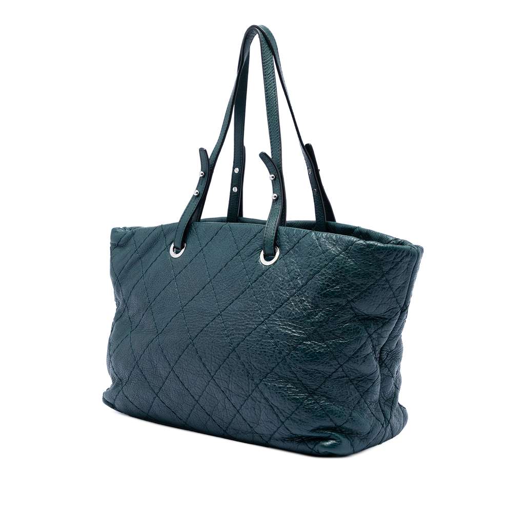 Chanel Large Glazed Calfskin On The Road Tote Green Leather Very good condition - Back View