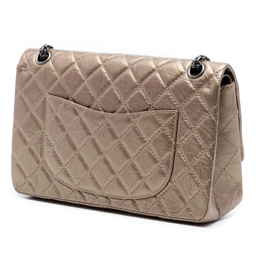 Chanel Quilted Metallic Aged Calfskin Reissue 2.55 Double Flap Bag 226 Brown Leather Very good - Back View