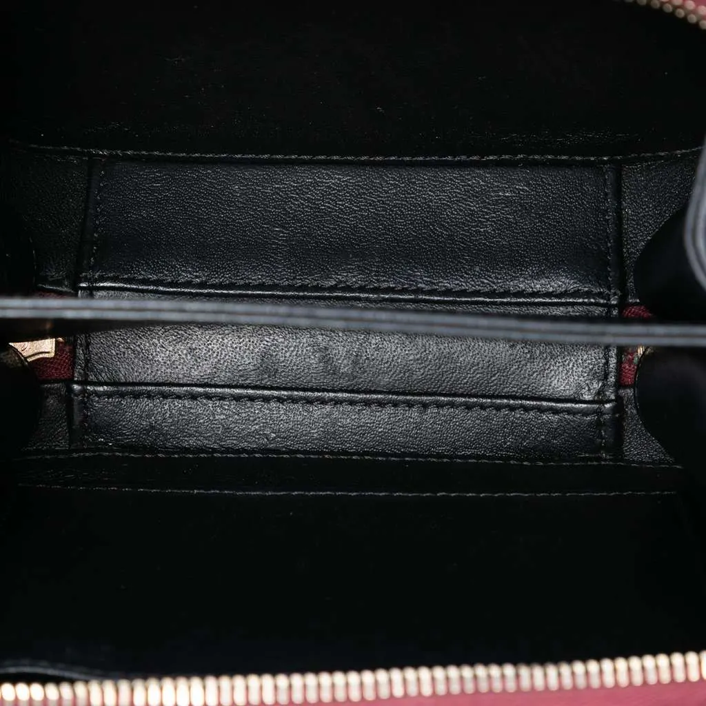 Chanel Small Bicolor Caviar CC Filigree Vanity Case Red Leather Very good - Model View