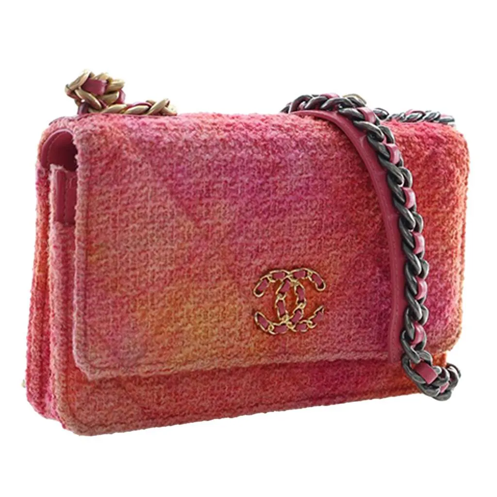 Chanel Tweed Ombre 19 Wallet On Chain Pink Tweed Very good - Inside View