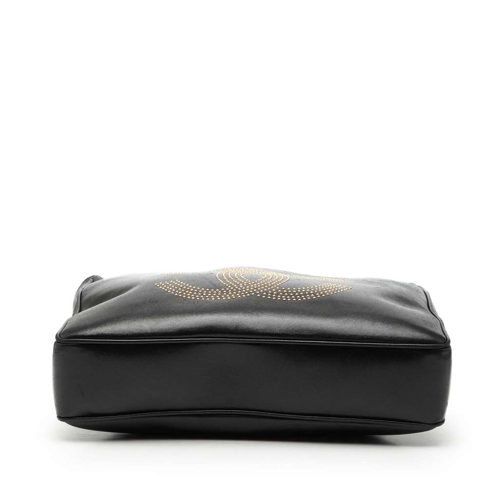 Chanel Lambskin CC Studded Logo Tote Black Leather Good condition - Inside View