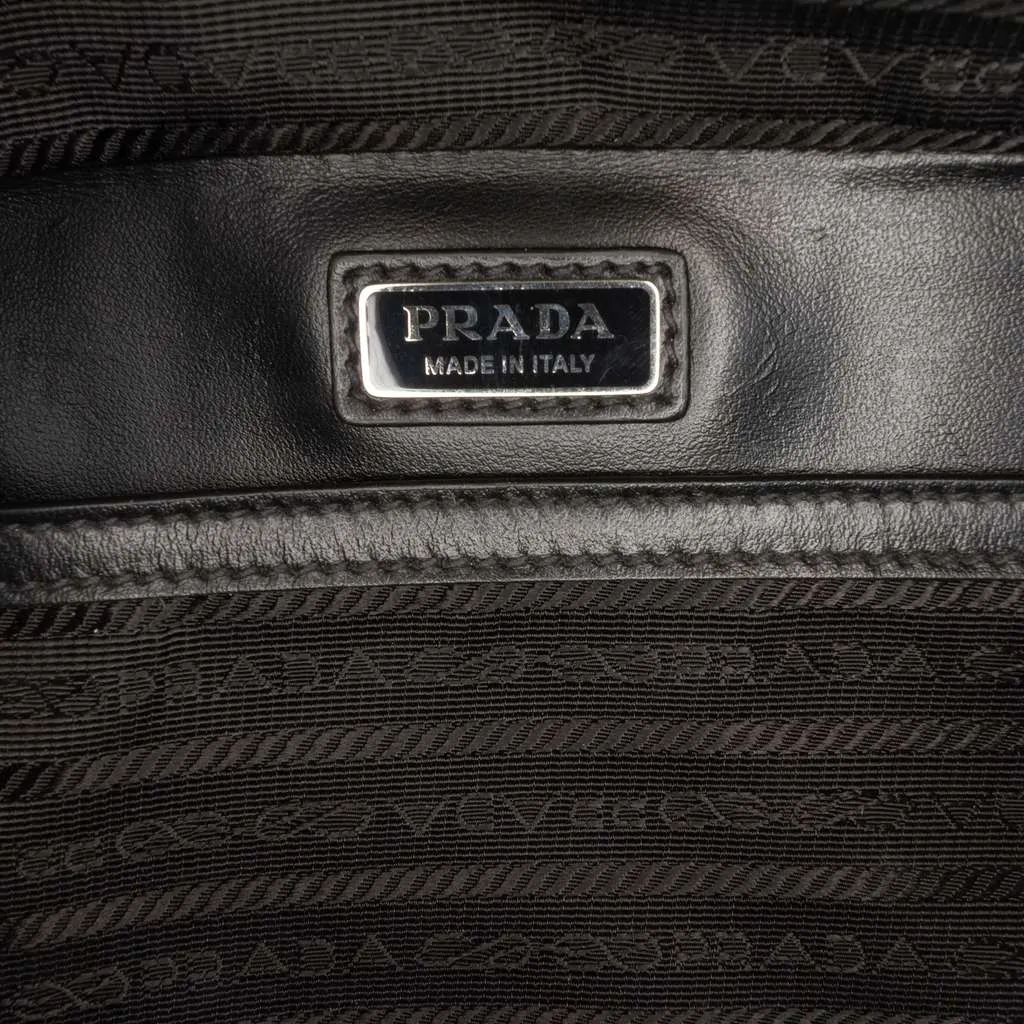 Prada Saffiano Brique Crossbody Black Leather Very good - Box View