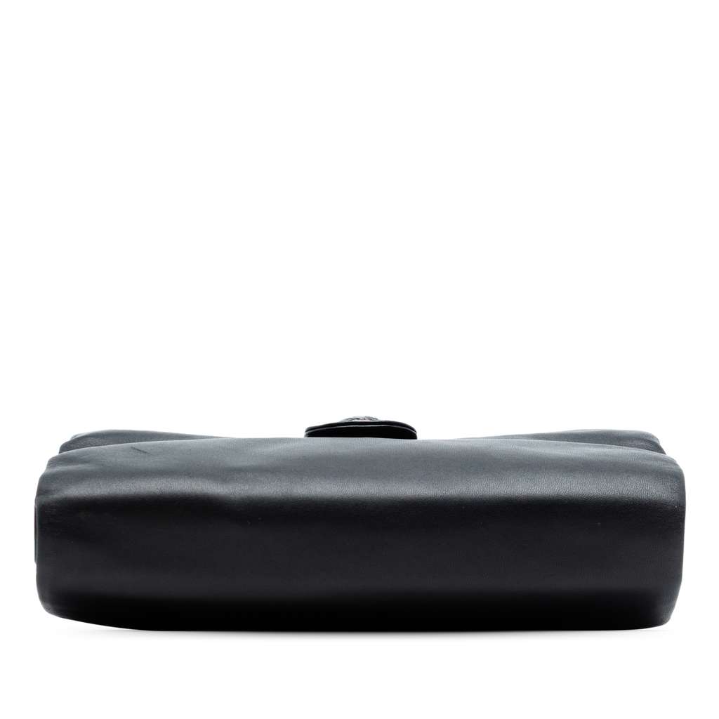 Chanel Lambskin Globe Emblem Clutch Black Leather Good condition - Inside View