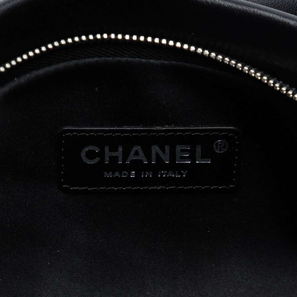 Chanel Lambskin Globe Emblem Clutch Black Leather Good condition - Box View