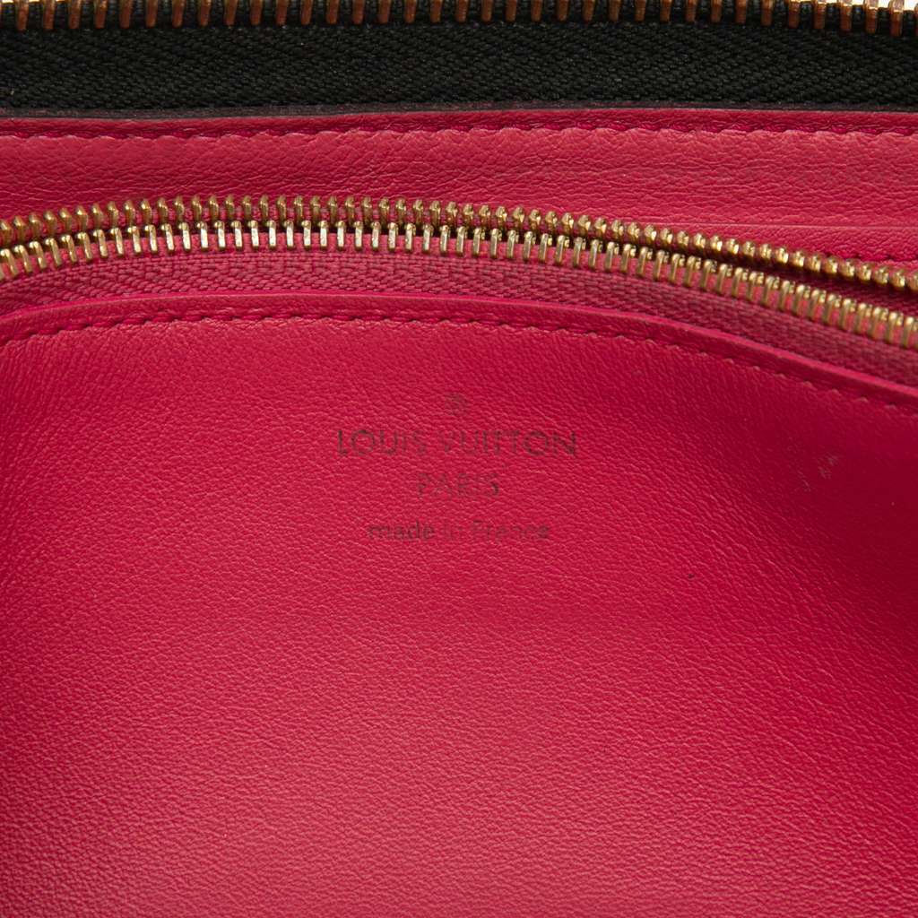 Louis Vuitton Taurillon Comete Zippy Wallet Black Leather Good condition - Box View