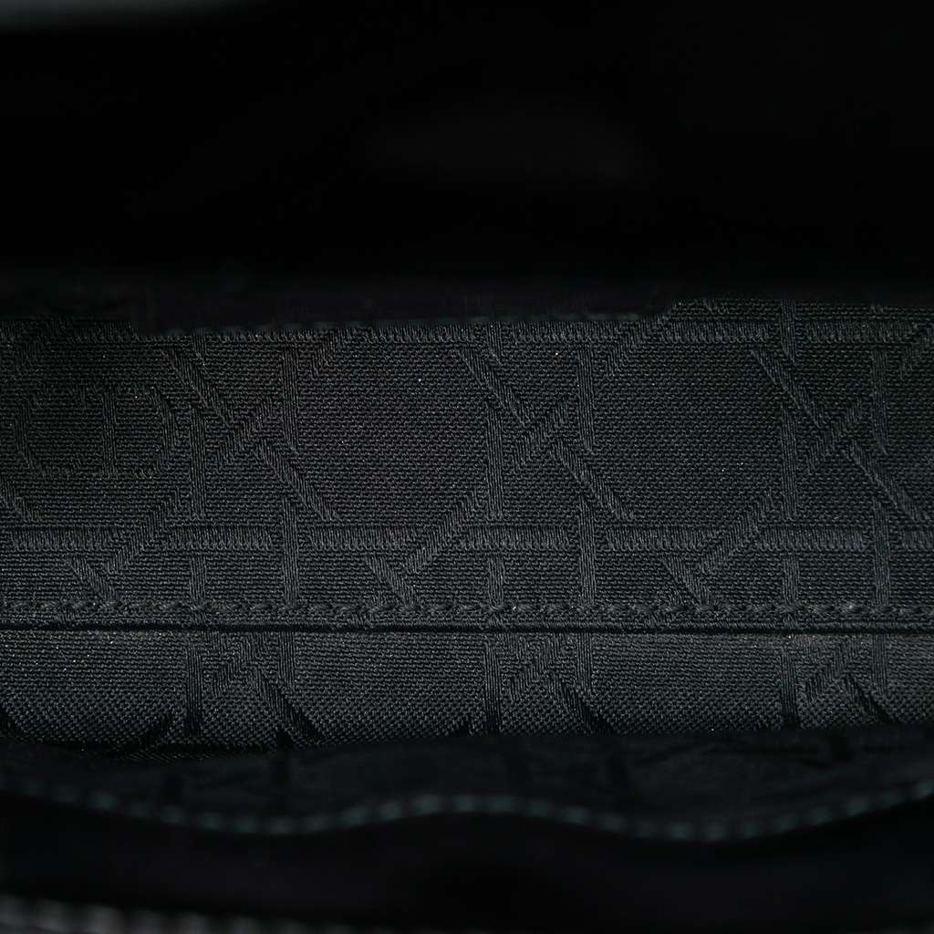 Dior Mini Patent Cannage Lady Dior Black Leather Good condition - Model View