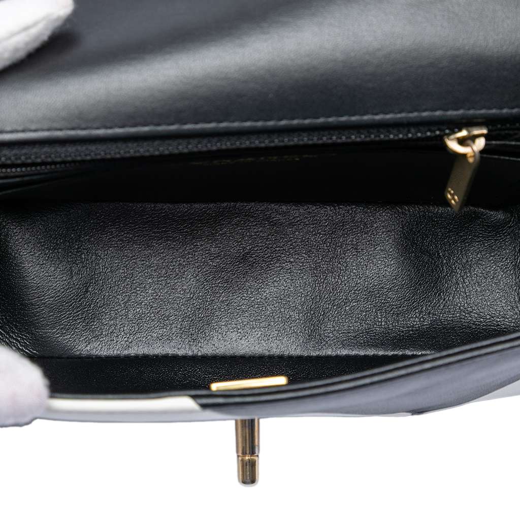 Chanel Mini Rectangular Classic Bicolor Quilted Lambskin Geometric Patchwork Single Flap Black Leather Good condition - Model View