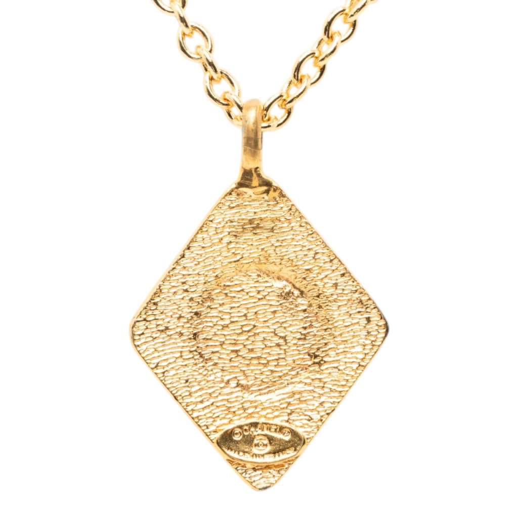 Chanel CC Gold Plated Diamond Shape Pendant Necklace Gold Metal Good condition - Inside View