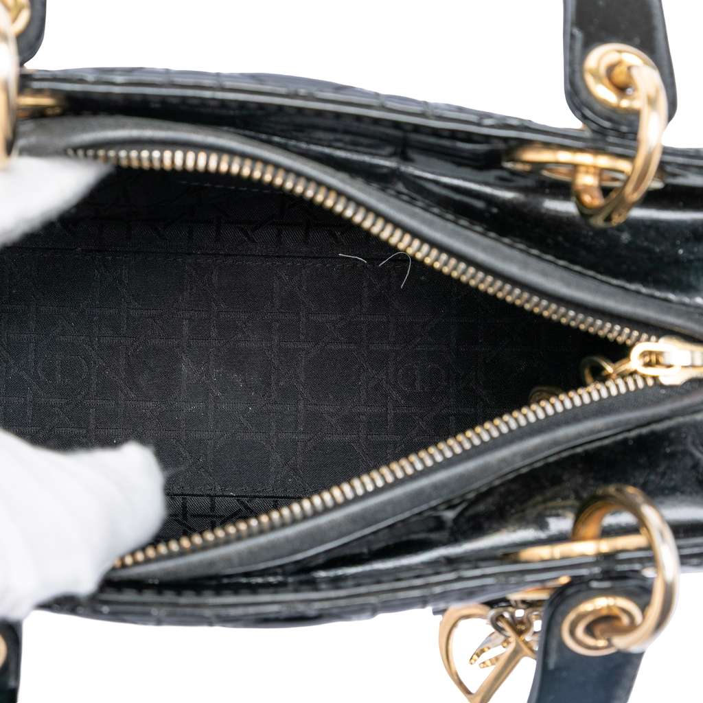 Dior Medium Patent Cannage Lady Dior Black Leather Good condition - Model View