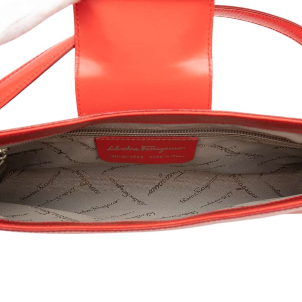 Salvatore Ferragamo Leather Vara Shoulder Bag Red Leather Good condition - Model View