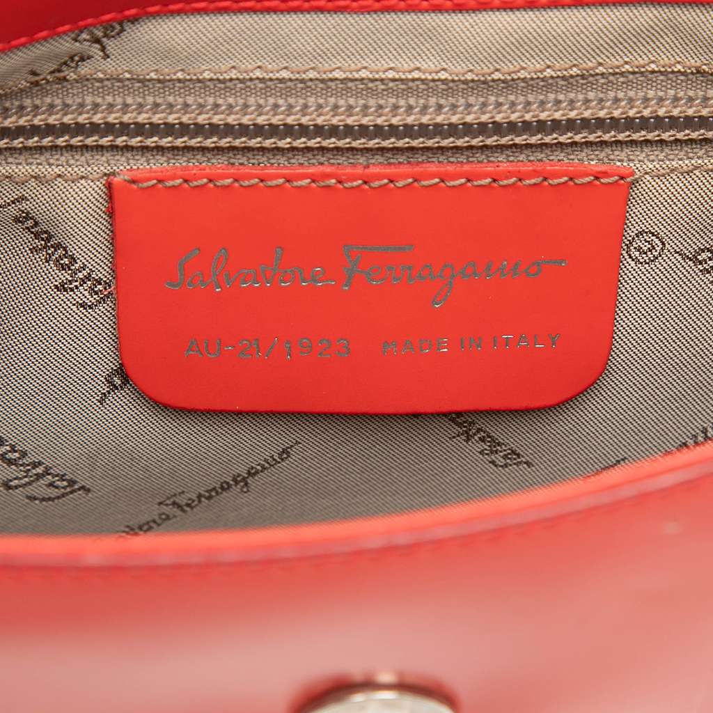 Salvatore Ferragamo Leather Vara Shoulder Bag Red Leather Good condition - Box View
