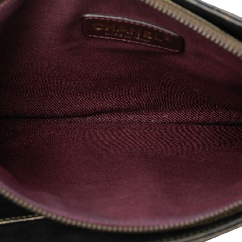 Chanel Metallic Lambskin CC Chain Fringe Clutch Black Leather Good condition - Model View