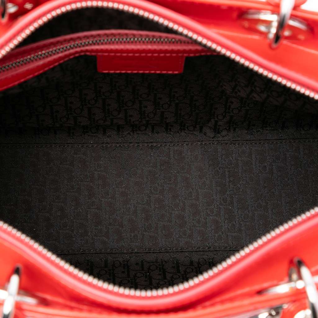 Dior Large Patent Cannage Lady Dior Red Leather Good condition - Model View