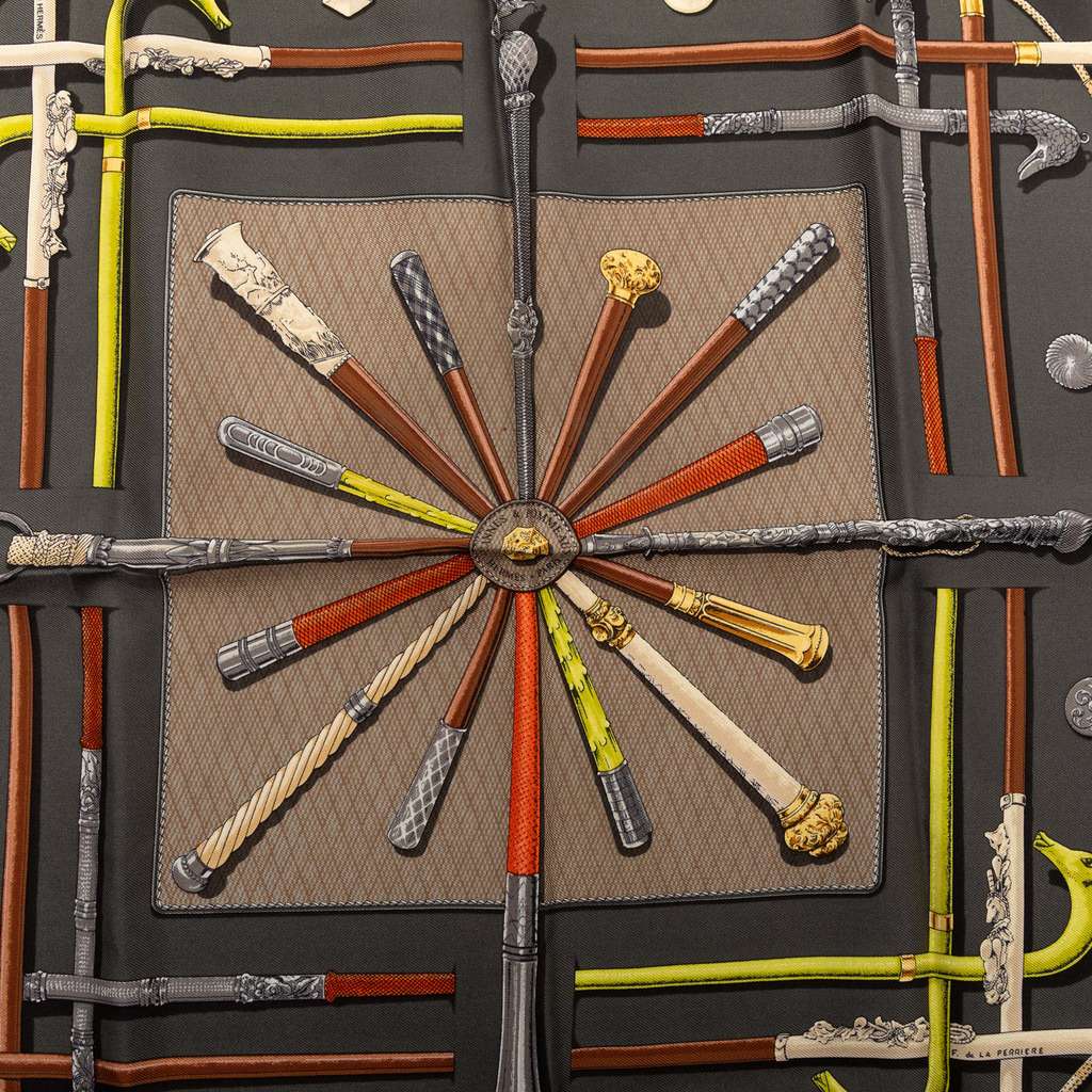 Hermès Cannes et Pommeaux Silk Scarf 42 Grey Silk Good condition - Back View