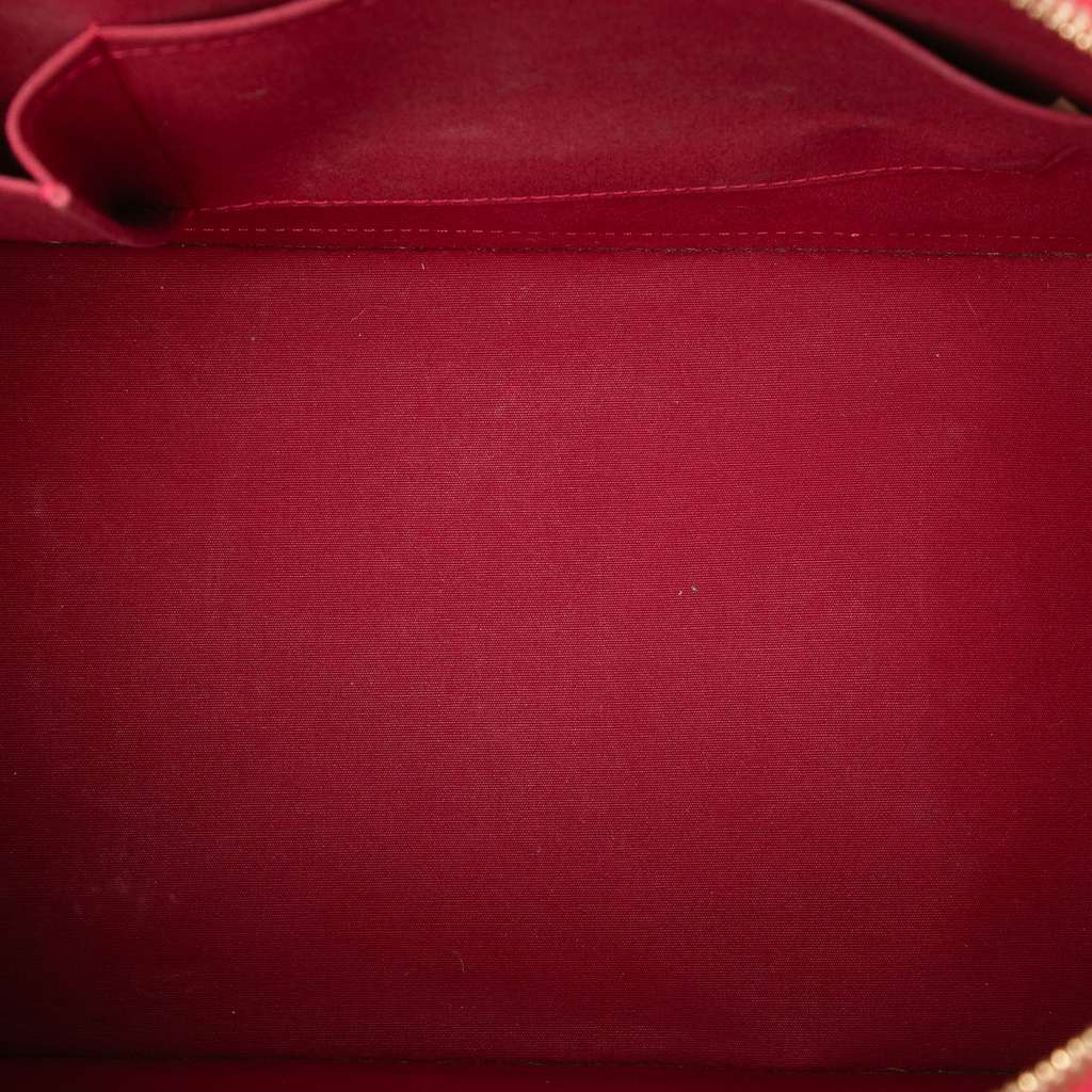 Louis Vuitton Monogram Vernis Alma GM Red Leather Good condition - Model View