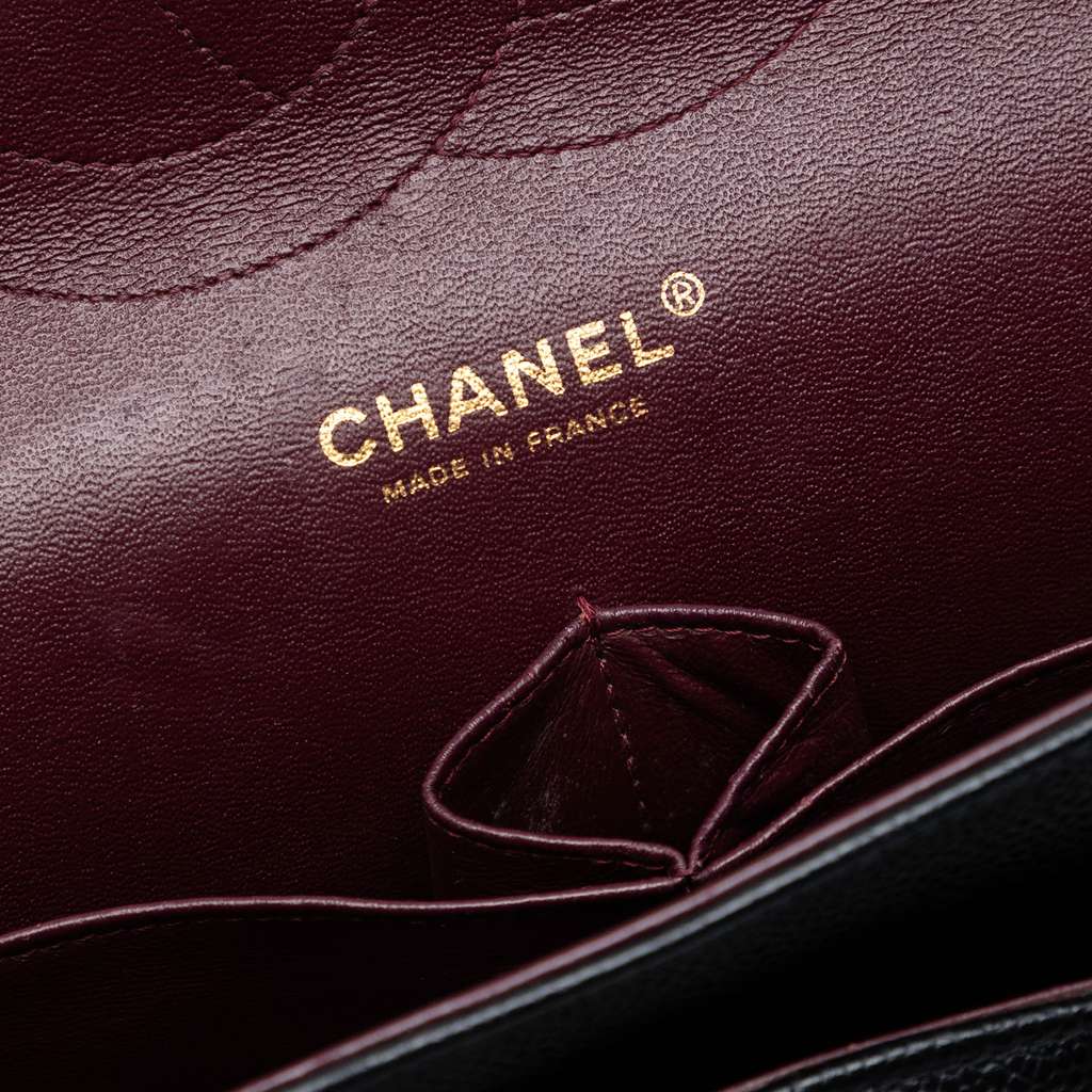 Chanel Jumbo Classic Caviar Double Flap Black Leather Good condition - Box View