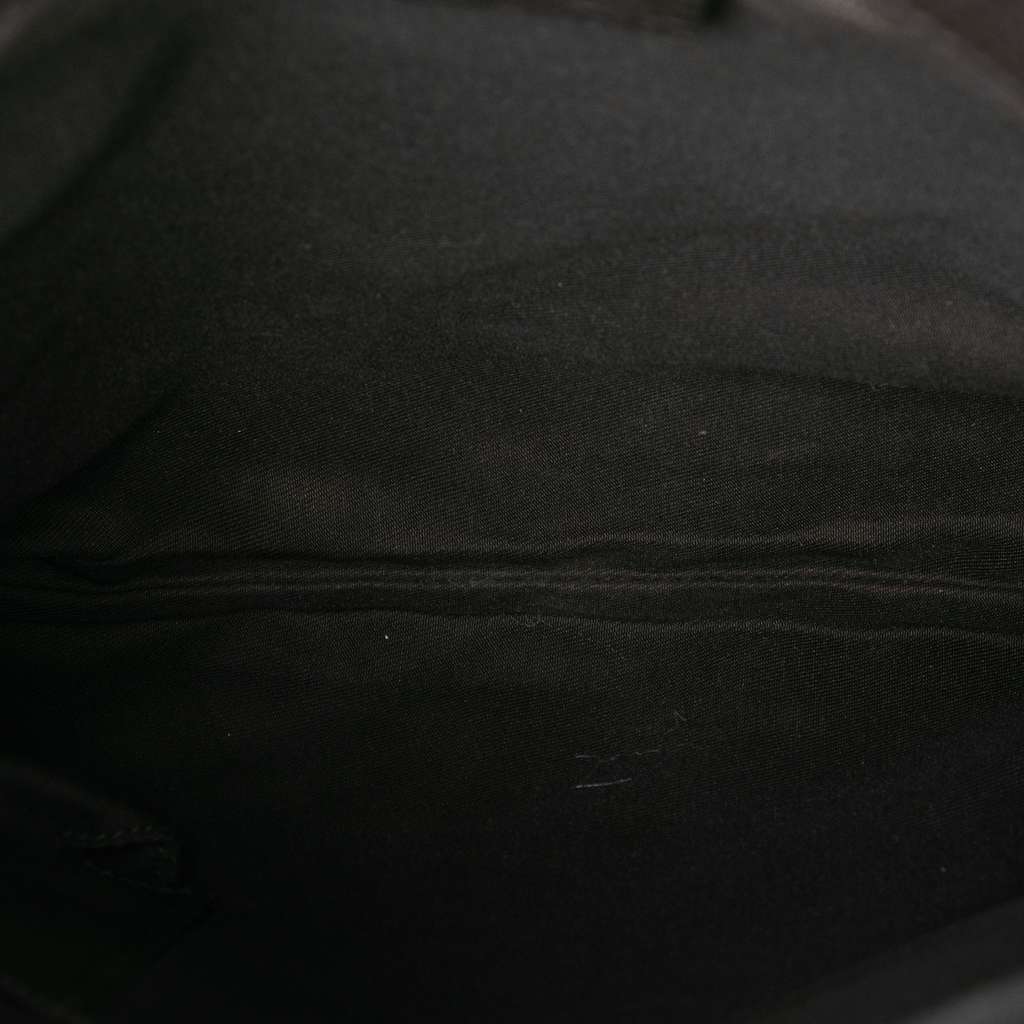 Gucci GG Denim Shoulder Bag Brown Denim Good condition - Model View