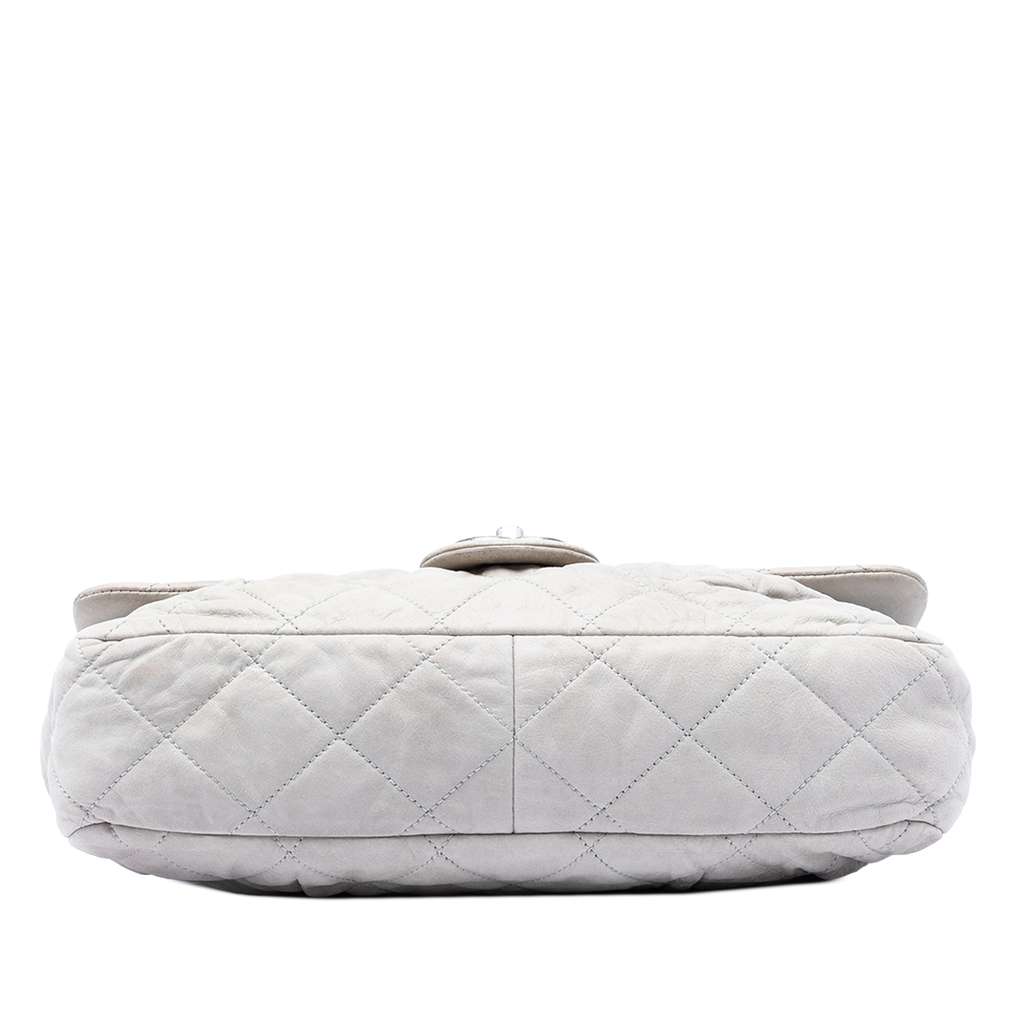 Chanel Large Quilted Iridescent Calfskin Coco Pleats Flap Grey Leather Good condition - Inside View