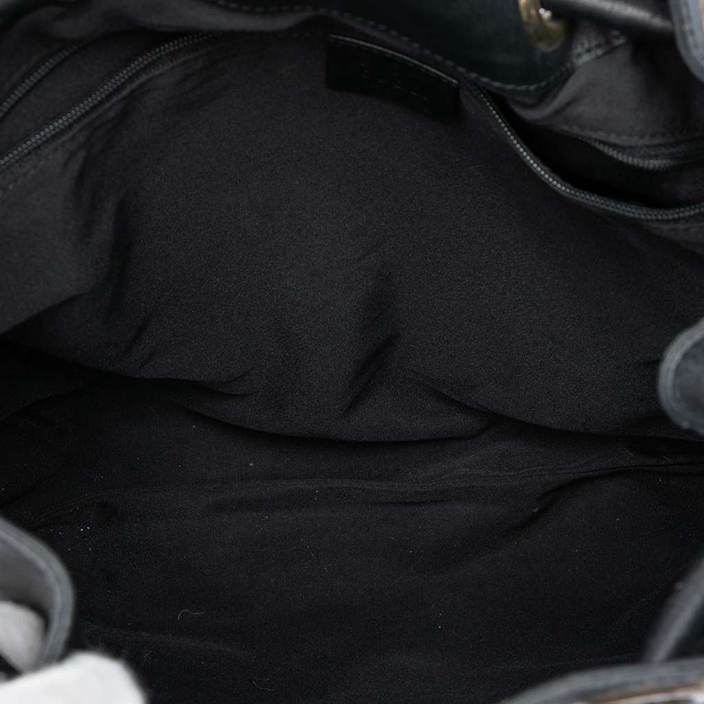 Gucci GG Canvas Bucket Bag Green Canvas Good condition - Model View