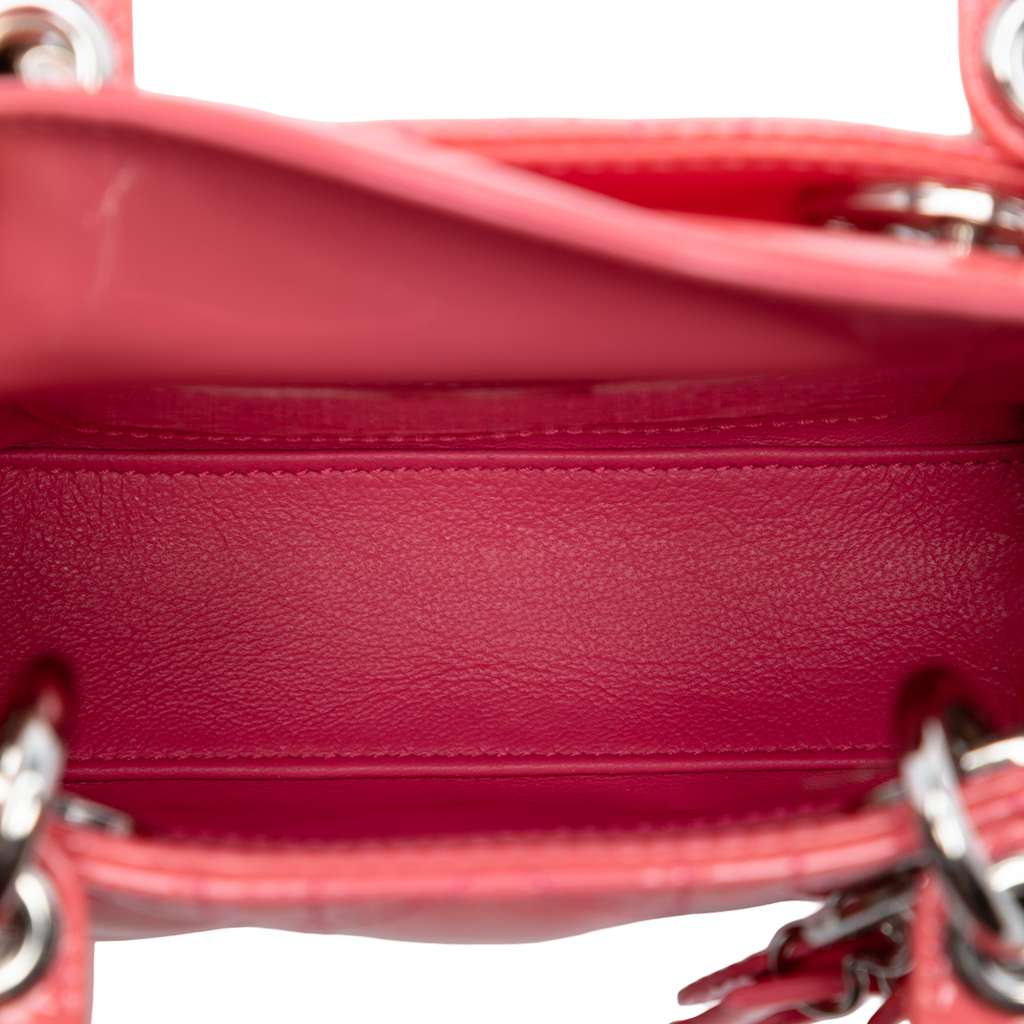 Dior Micro Patent Cannage Lady Dior Pink Leather Good condition - Model View