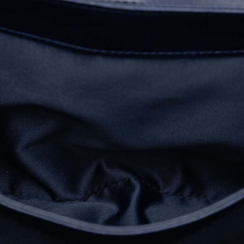 Chanel Jumbo Quilted Patent 3 Compartment Flap Blue Leather Good condition - Model View