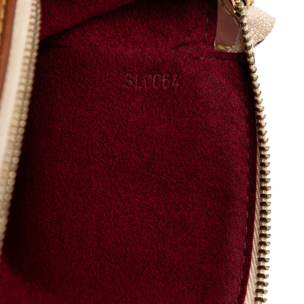 Louis Vuitton Monogram Multicolore Pochette Accessoires White Good condition - Box View