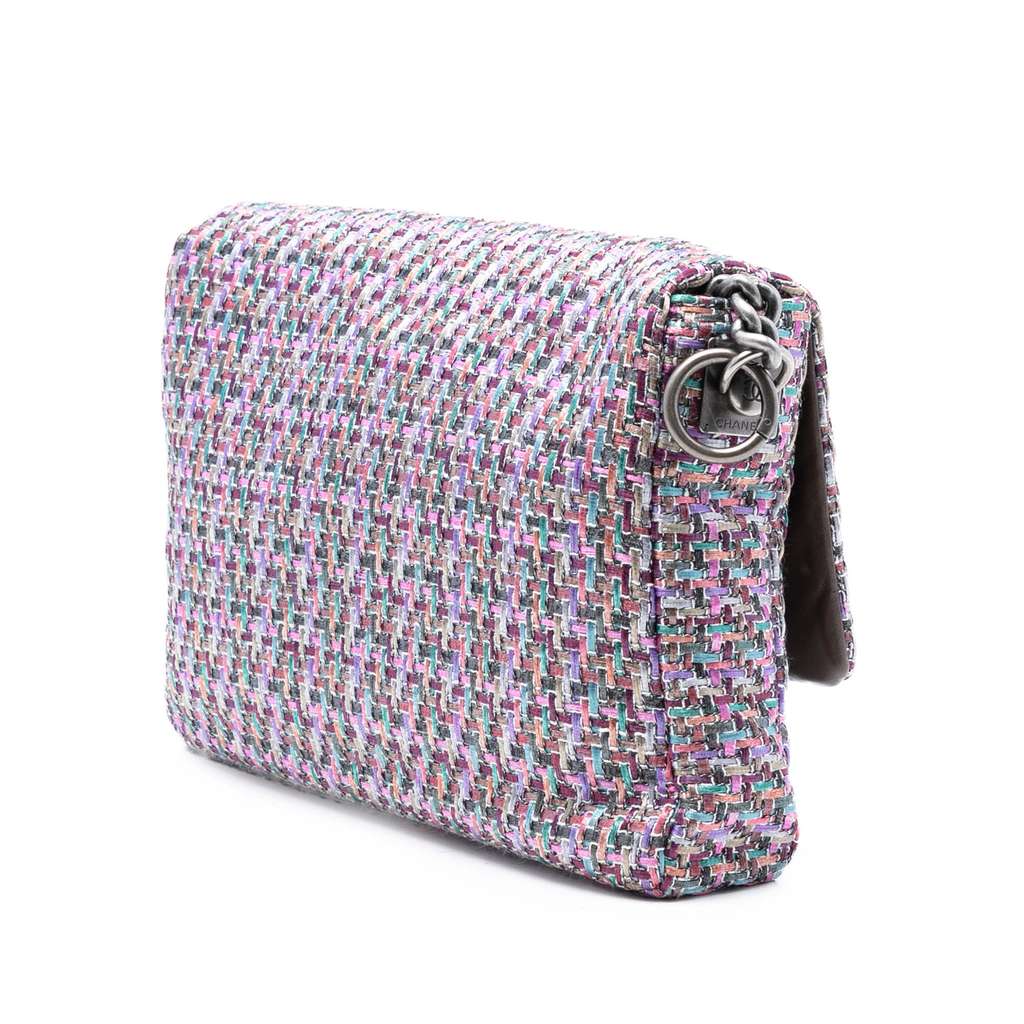 Chanel CC Tweed Clasp Flap Purple Tweed Good condition - Back View