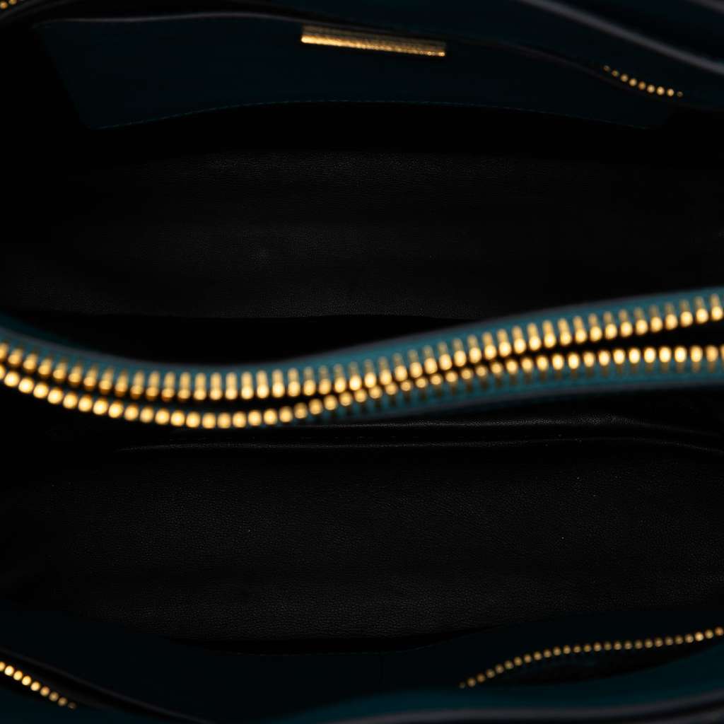 Prada Saffiano Soft Triple Pocket Tote Blue Leather Good condition - Model View