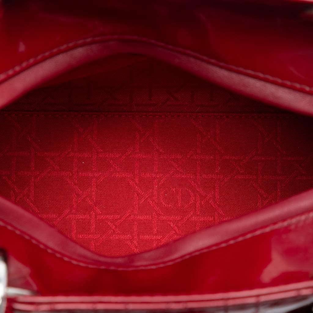 Dior Medium Patent Cannage Lady Dior Red Leather Good condition - Model View