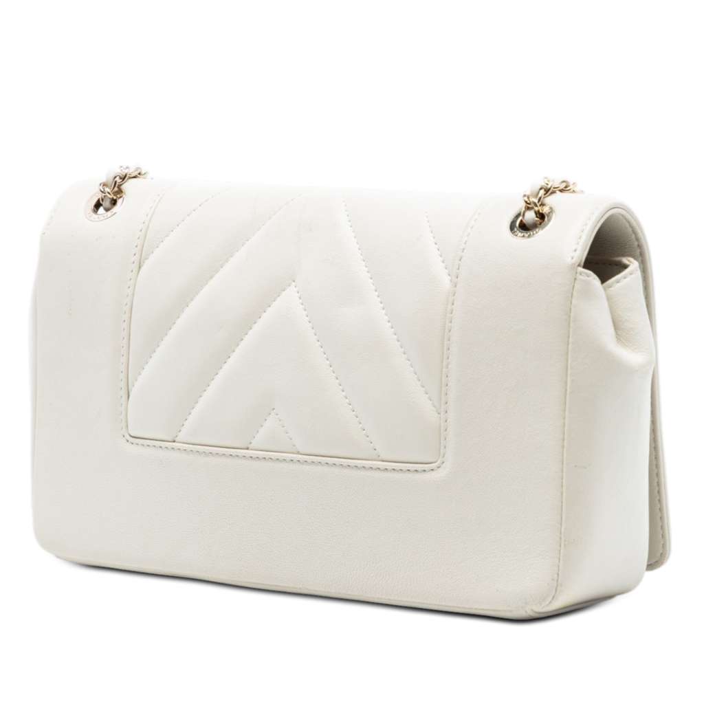 Chanel Medium Chevron Sheepskin Mademoiselle Vintage Flap White Leather Good condition - Back View