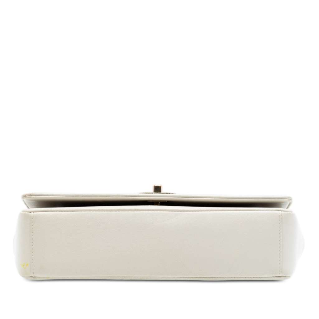 Chanel Medium Chevron Sheepskin Mademoiselle Vintage Flap White Leather Good condition - Inside View