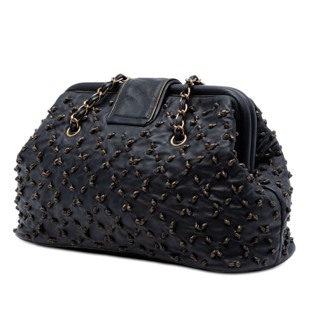 Chanel CC Lambskin Chic Knot Chain Shoulder Bag Black Leather Good condition - Back View