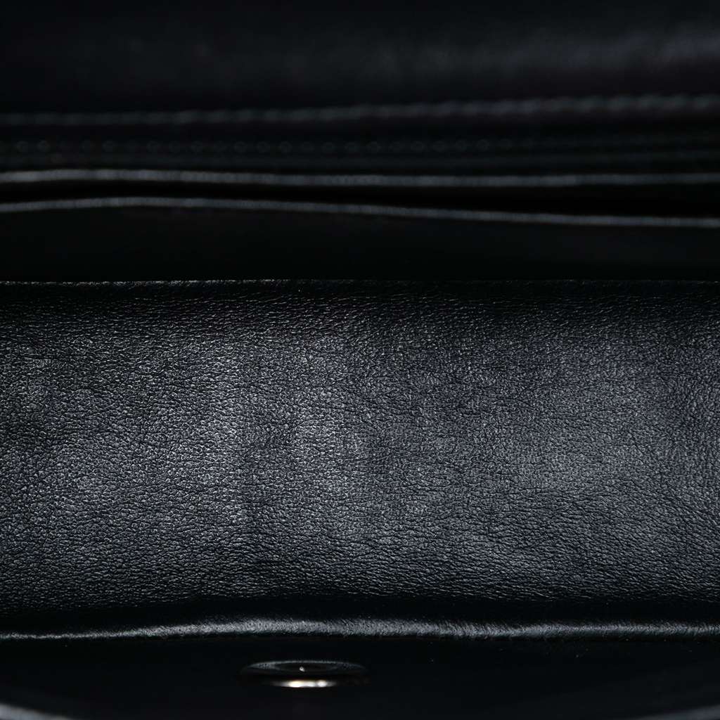 Chanel Mini Square Classic Lambskin Single Flap Black Leather Good condition - Model View