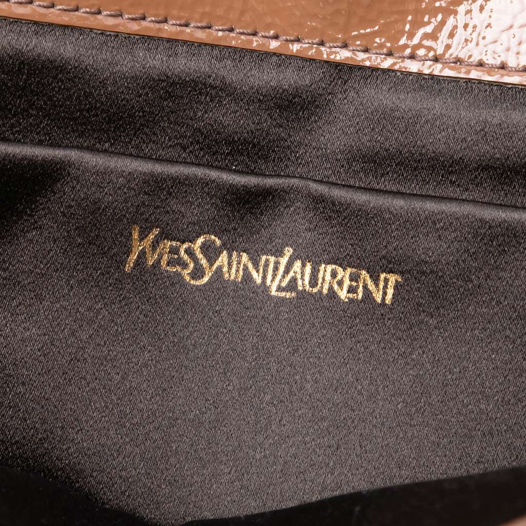 Saint Laurent Large Textured Patent Monogram Belle De Jour Clutch Brown Leather Good condition - Box View