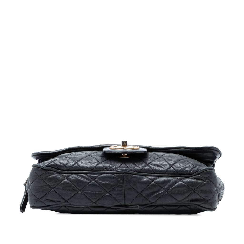 Chanel Small Quilted Iridescent Calfskin Shiva Flap Black Leather Good condition - Inside View