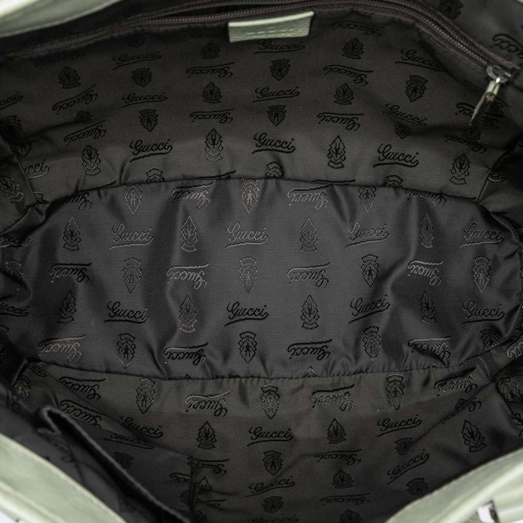 Gucci Small GG Canvas Tribeca Tote Beige Good condition - Model View