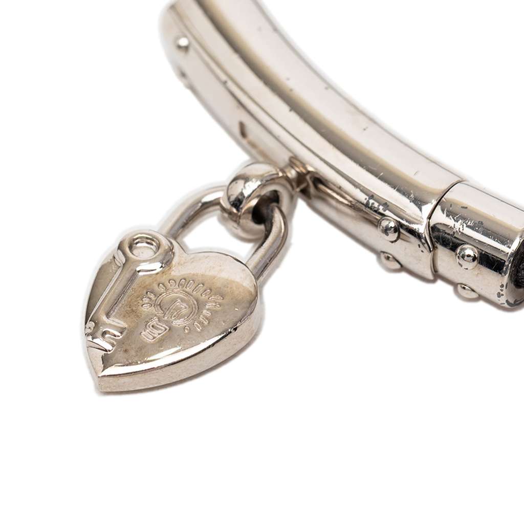 Hermès Leather Cadena Heart Charm Bracelet Black Leather Good condition - Model View