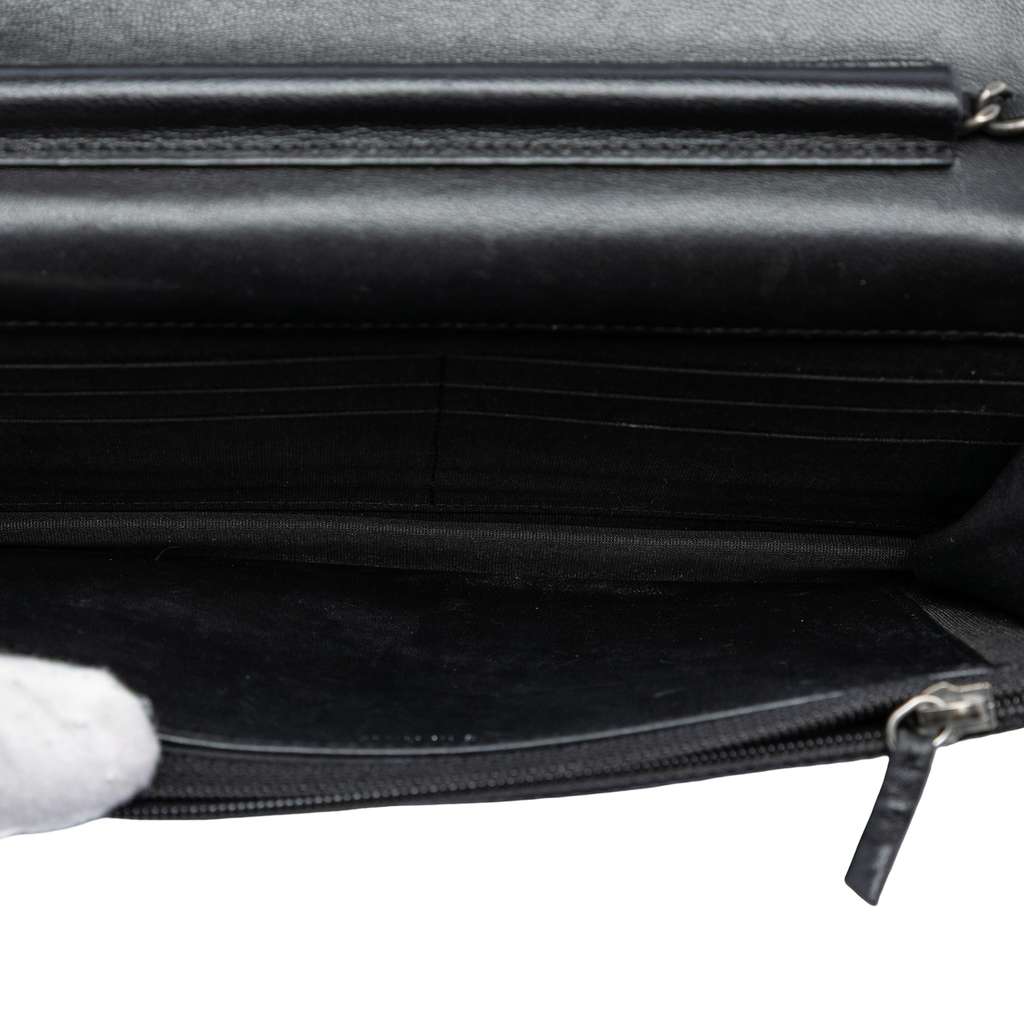 Chanel Quilted Lambskin Boy Wallet On Chain Black Leather Good condition - Model View