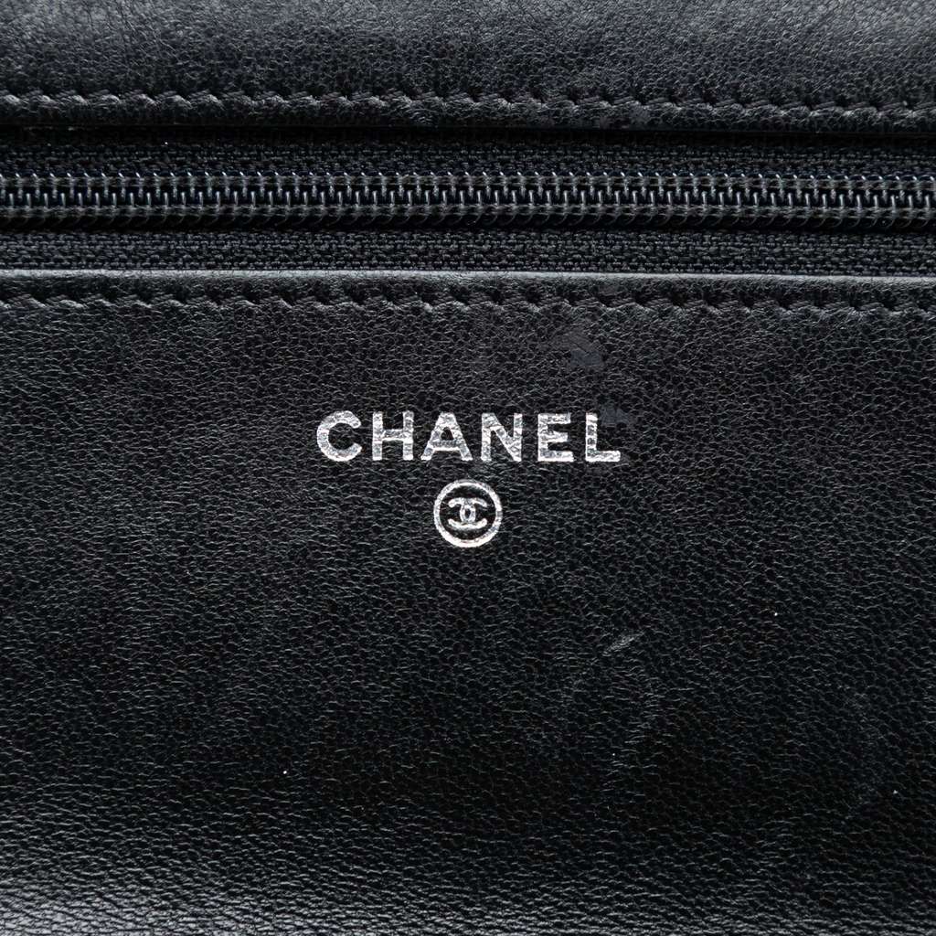 Chanel Quilted Lambskin Boy Wallet On Chain Black Leather Good condition - Box View