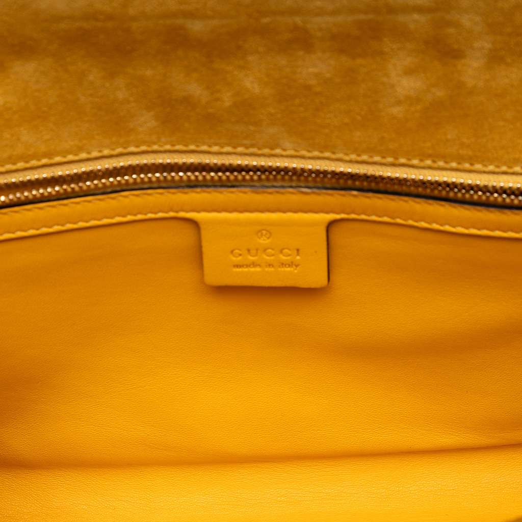 Gucci Microguccissima Patent Broadway Clutch Black Leather Good condition - Model View