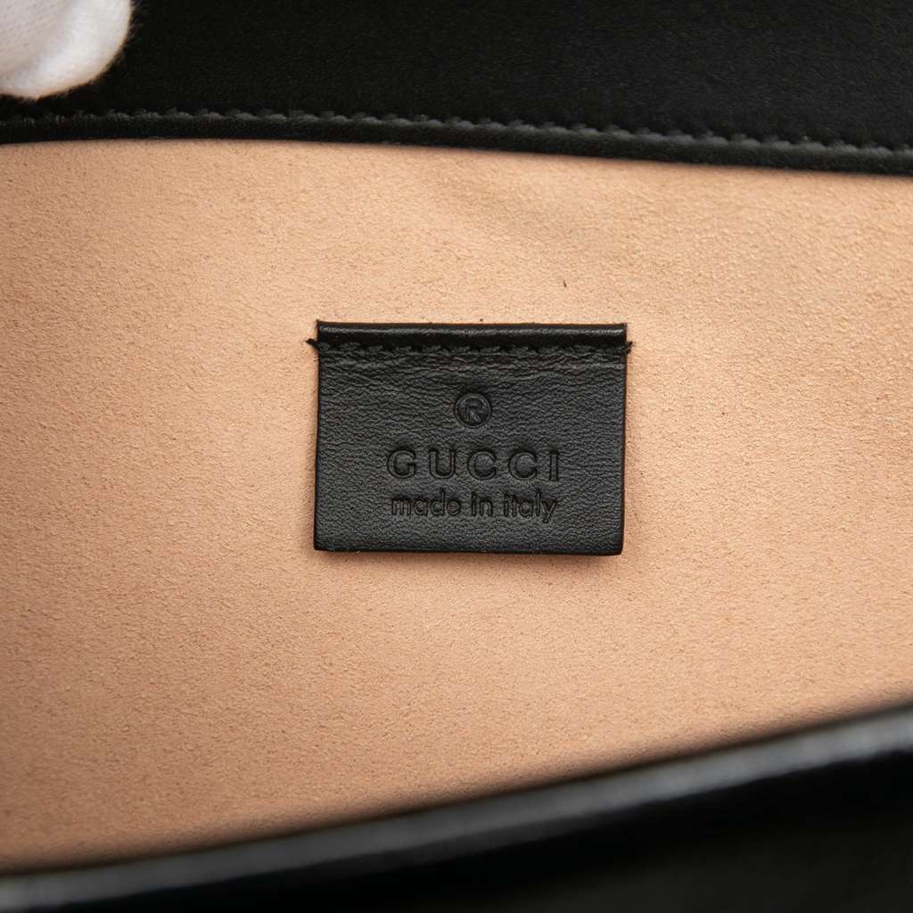 Gucci Medium GG Velvet Dionysus Crossbody Red Velvet Good condition - Box View