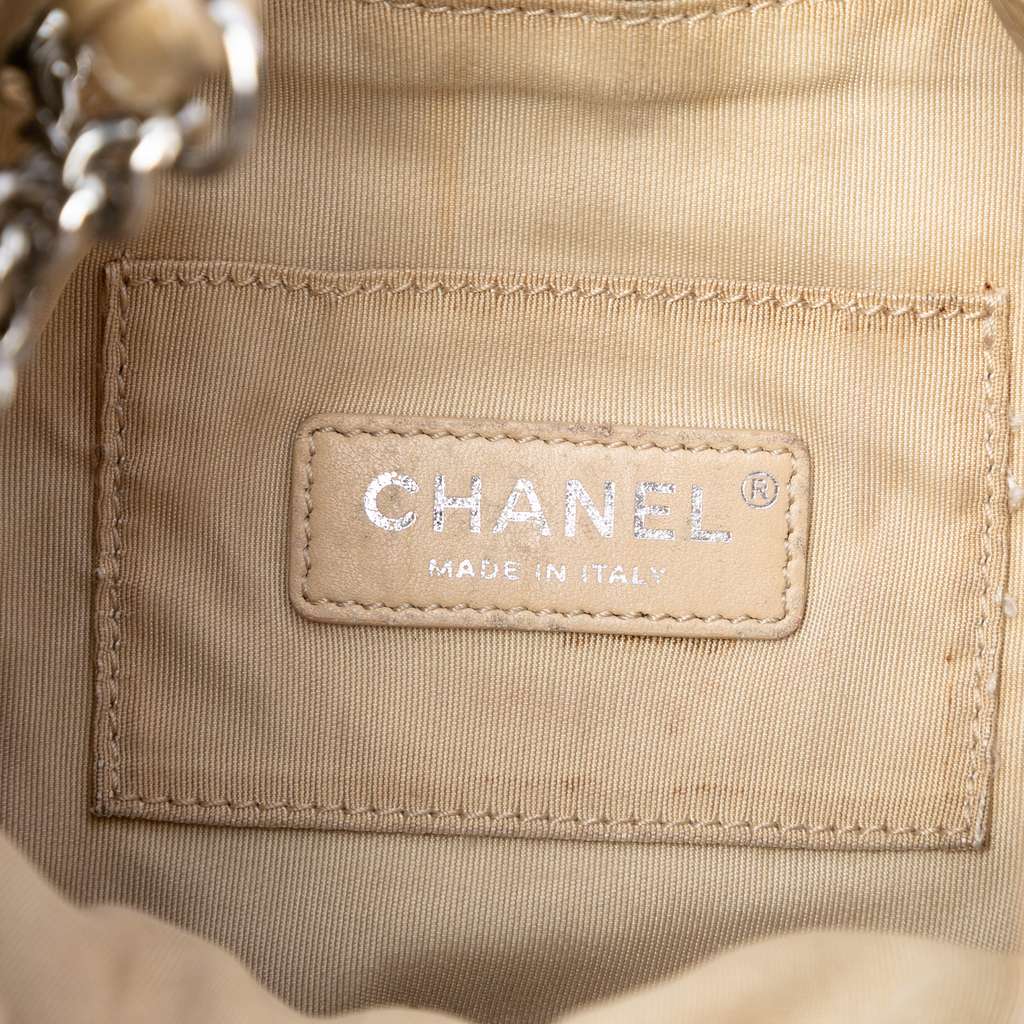 Chanel Small Chevron Calfskin Stud Wars Drawstring Bucket Bag Beige Leather Good condition - Box View