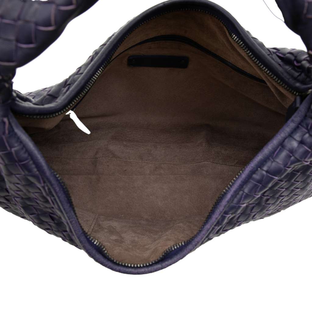 Bottega Veneta Medium Nappa Intrecciato Veneta Hobo Blue Leather Good condition - Model View