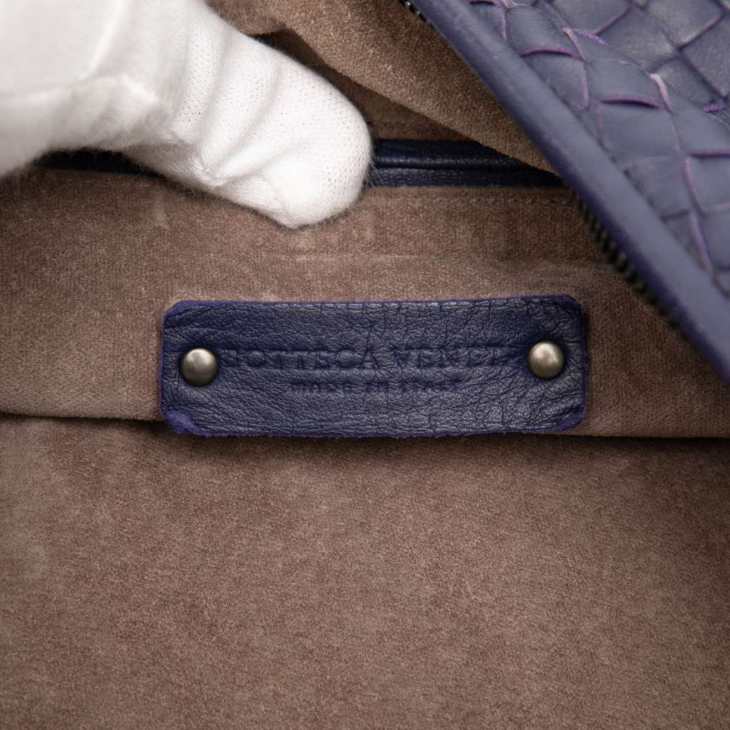 Bottega Veneta Medium Nappa Intrecciato Veneta Hobo Blue Leather Good condition - Box View