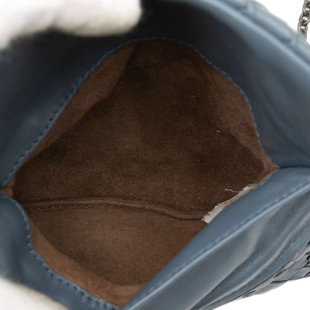 Bottega Veneta Mini Nappa Intrecciato Expandable Chain Flap Crossbody Blue Leather Good condition - Model View