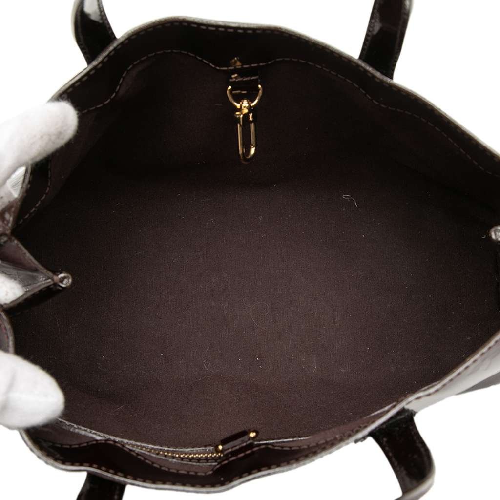 Louis Vuitton Monogram Vernis Wilshire PM Purple Leather Good condition - Model View