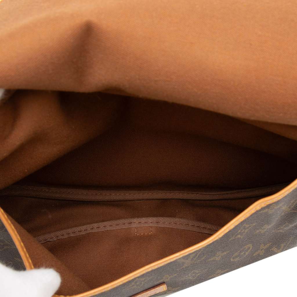 Louis Vuitton Monogram Saumur 30 Brown Good condition - Model View