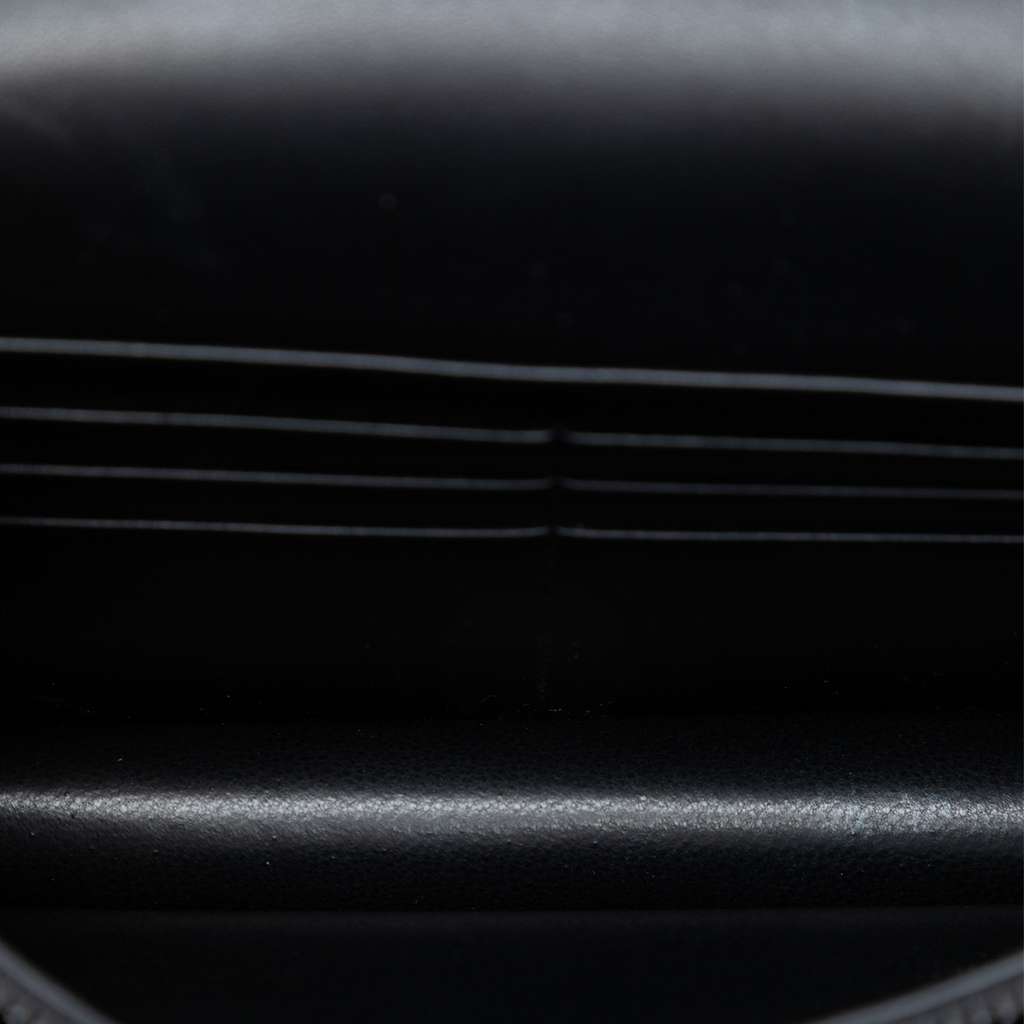 Saint Laurent Calfskin Cloud Star Applique Classic Monogram Kate Tassel Wallet on Chain Black Leather Good condition - Model View