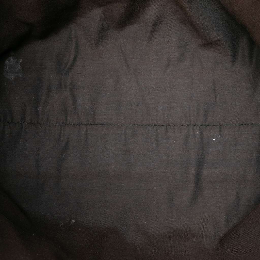 Gucci GG Canvas Tote Grey Canvas Good condition - Model View