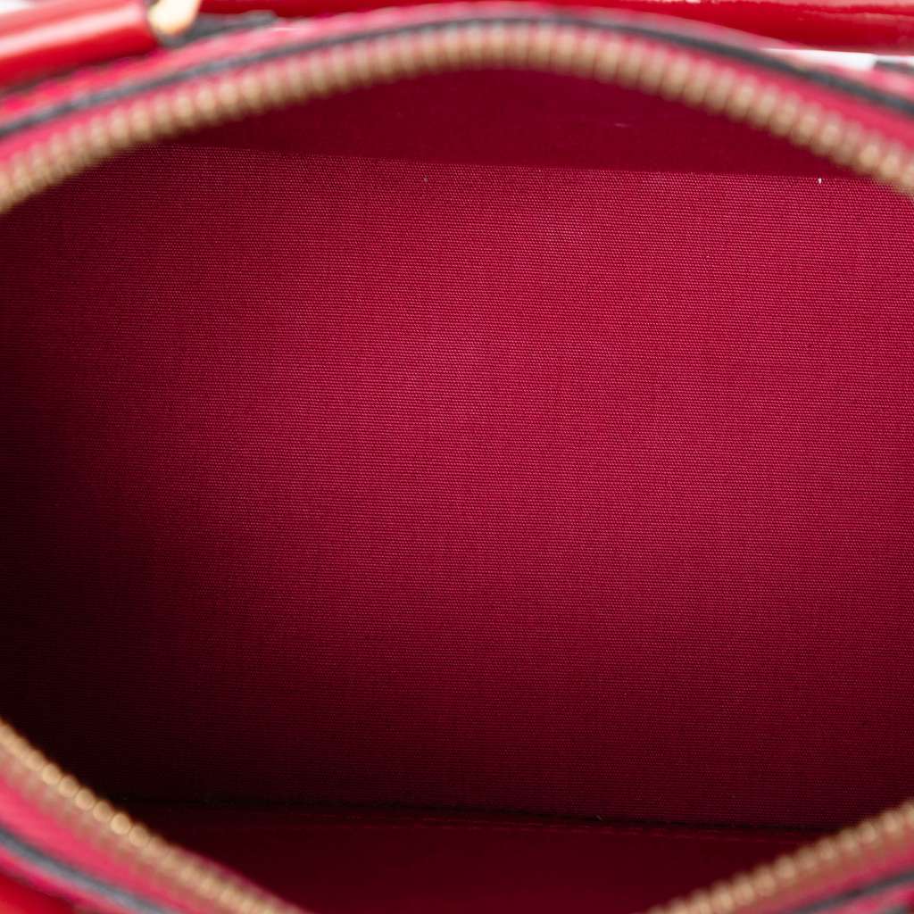 Louis Vuitton Monogram Vernis Alma BB Red Leather Good condition - Model View
